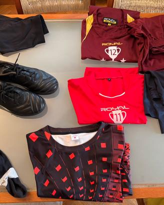 Set calcio maglie e scarpe taglia S - 9 anni