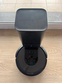 Robot aspirapolvere iRobot Roomba i7 + base