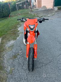 ktm 125 motard 2025