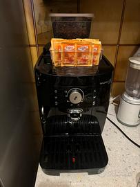 Macchina del caffè De Longhi magnifica S