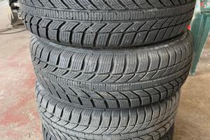 Set completo 175/65R14 più cerchi fiat