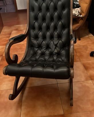 Sedia a dondolo in legno
