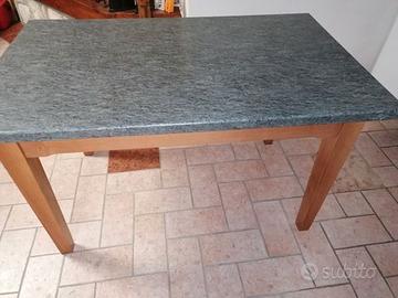Tavolo cucina