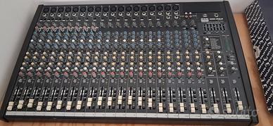 Mixer audio 24 canali con effetti