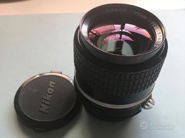Nikon Nikkor 28mm f/2 Ai-s
