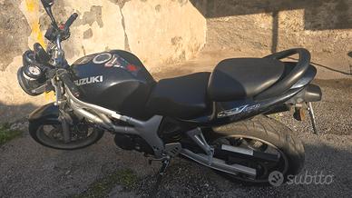 SUZUKI SV 650 - 2001