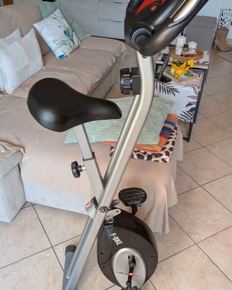 cyclette pieghevole 
