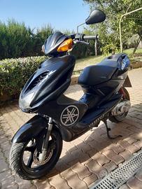 Yamaha aerox 50
