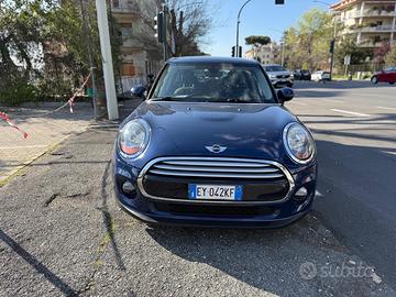 Mini 1.5 Cooper D Business XL Cambio Automatico