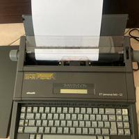 Macchina da scrivere elettrica Olivetti