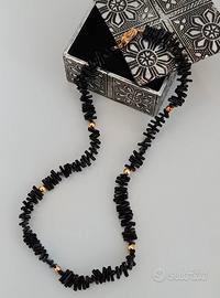 collana in corallo nero 