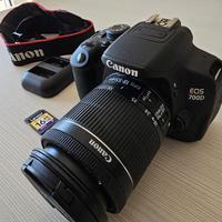 CANON EOS 700D