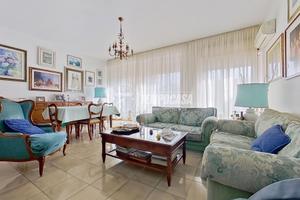 AMPIO PENTAVANO - VIA MILANO