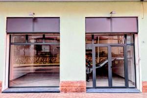 Ampio locale rinnovato - Via Roma 28, Iglesias