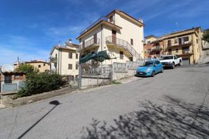 4 LOCALI A MONTORIO ROMANO