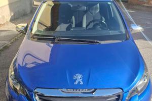 Peugeot 108 blu elettrico Cabrio