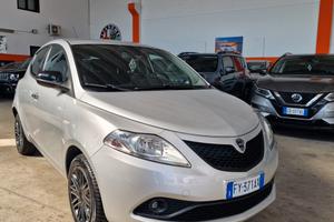 Lancia Ypsilon 1.2 69 CV 5 porte S&S Gold