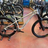 mtb trail ORBEA LAUFEY H10 tg XL nuova disponibile