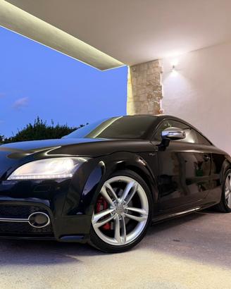 Audi TT TTS Coupé 2.0 TFSI 272 cv