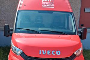 Furgone IVECO 35S12 (GC476MP)
