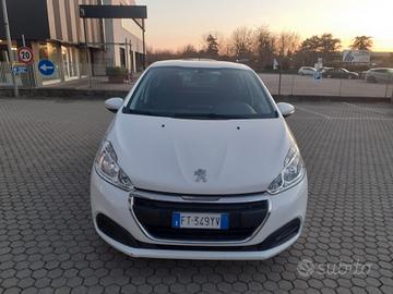 PEEUGEOT 208 AUTOCARRO 2 POSTI