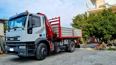Iveco Eurotech 190 con gru da 21 m e 52.000 km