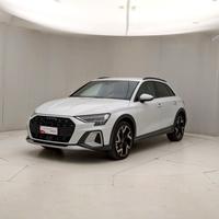 Audi Audi A3 allstreet Identity Contrast 35 TDI 1