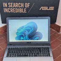 Notebook Asus con cpu i5,8Gb,Ssd 240Gb,Win11