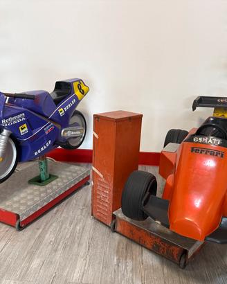Giostra a gettone moto e auto