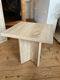 Tavolino d’appoggio effetto legno – buone condizio