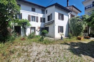 Casa tricamere vicino al centro di Latisana