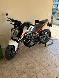 KTM DUKE 125 del 2020