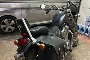 Suzuki intruder 600 - 1996