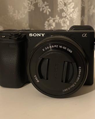 Sony a6400 + obiettivo Sony 16-55mm