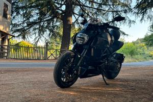 Ducati diavel dark 1200