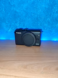 Canon EOS M100 + vari obiettivi