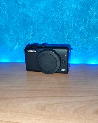Canon EOS M100 + vari obiettivi