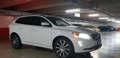 Volvo XC60 2.0 D4 163 CV-5 cilindri