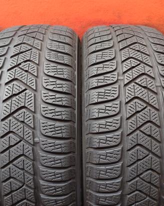215 60 16 Gomme Invernali 70% Pirelli 215 60R16