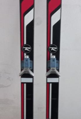 Sci da discesa in blocco