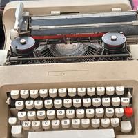 macchina da scrivere 