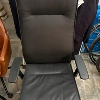Sedia d’ufficio in pelle