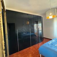 Armadio moderno nero lucido - 7 ante