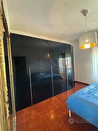 Armadio moderno nero lucido - 7 ante