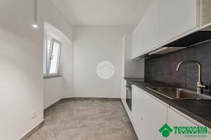 3 LOCALI A LA SPEZIA