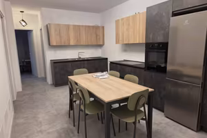 Appartamento di 174 m² con più di 5 locali a Sesto
