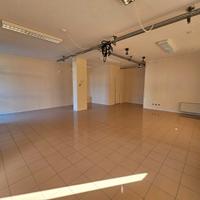 Negozio/Ufficio di 76 m