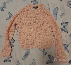 Cardigan in magli color rosa chiaro per una bimba 