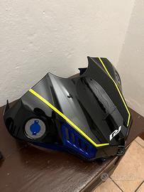 Cover yamaha r1