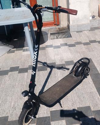 MONOPATTINO NILOX DOC 10